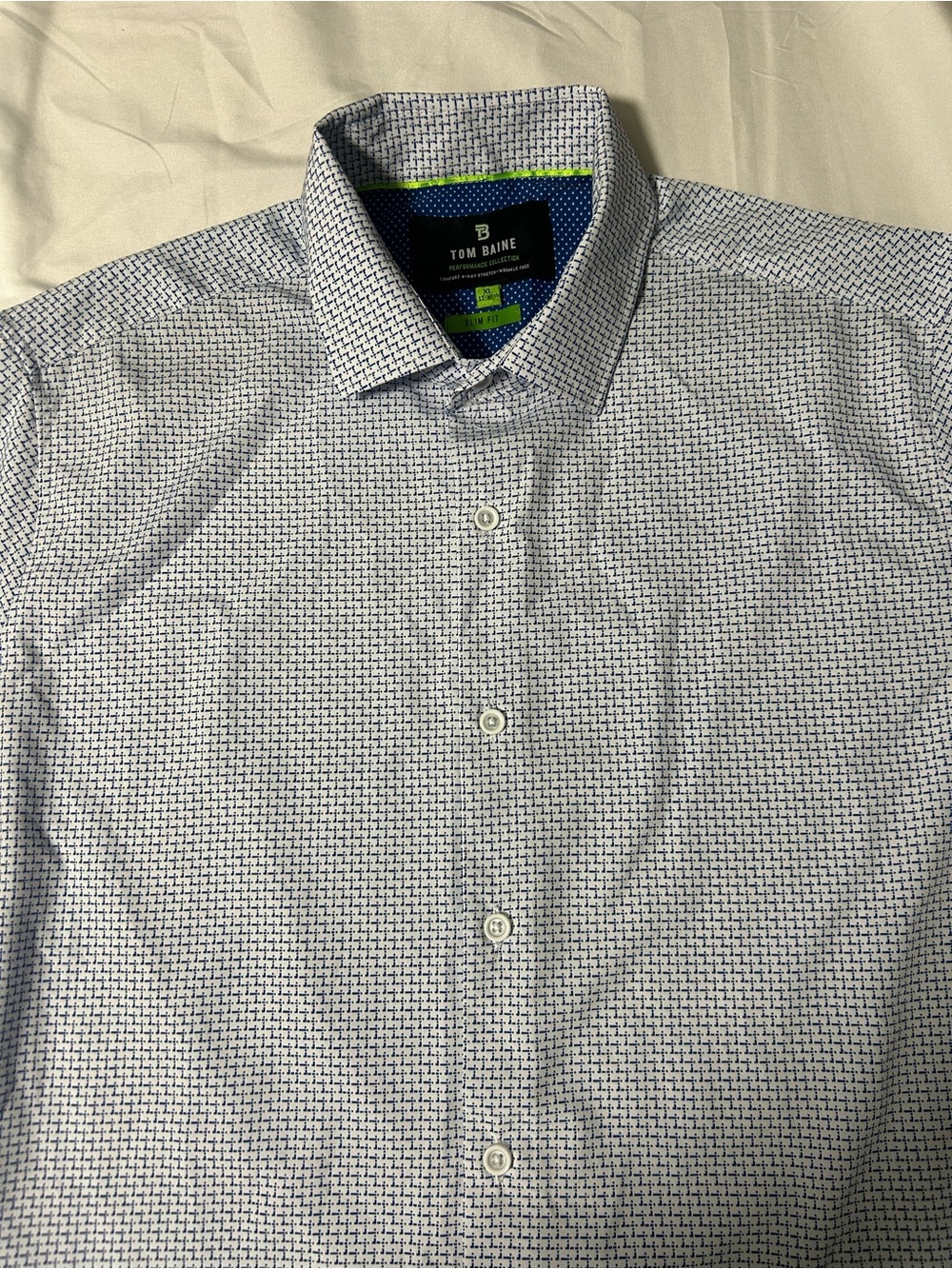 Tom Baine Performance Collection Slim Fit XL 17-17 1/2 White Blue Geometric